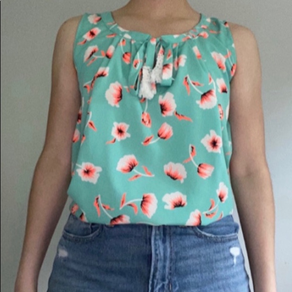 Collective Concepts Floral Print Tank size L